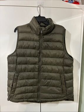 32 Degrees XL Women Quilted Puffer Vest Olive Green Zipper